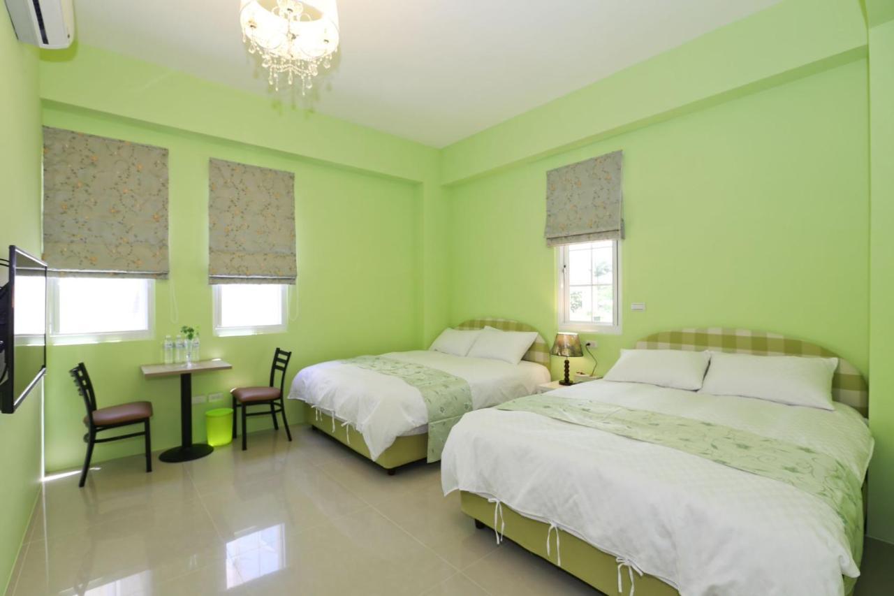 Taitung Holidays B&B Екстер'єр фото